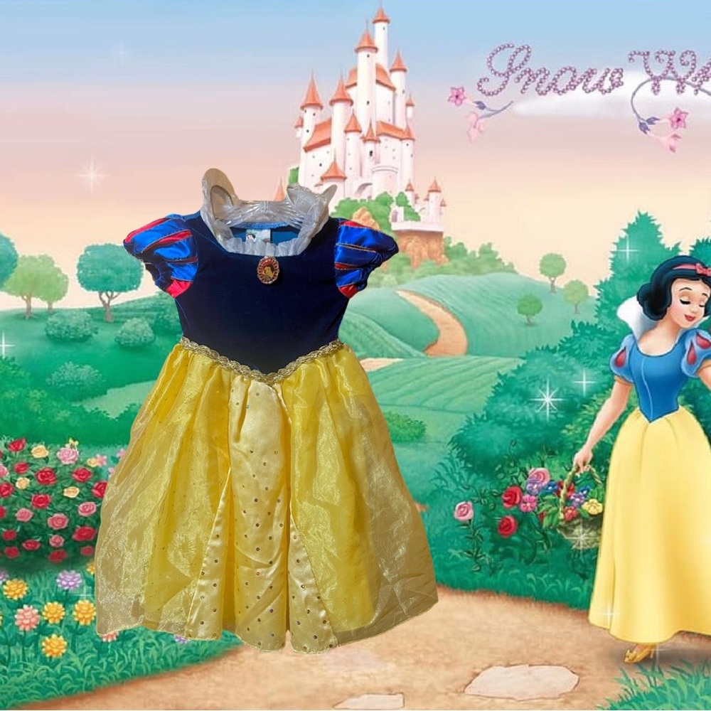 Rare Color Tag Disney Classics Snow White Dress Size XXS.